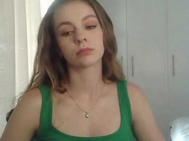 bunnydollstella – webcam model profile photo Image 2