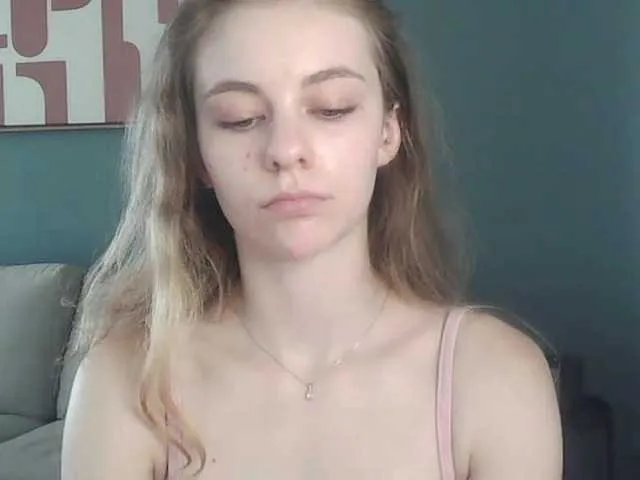 bunnydollstella – webcam model profile photo Image 4