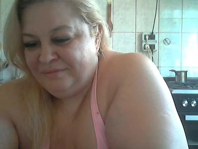 Alinagilberd03 – webcam model profile photo Image 11