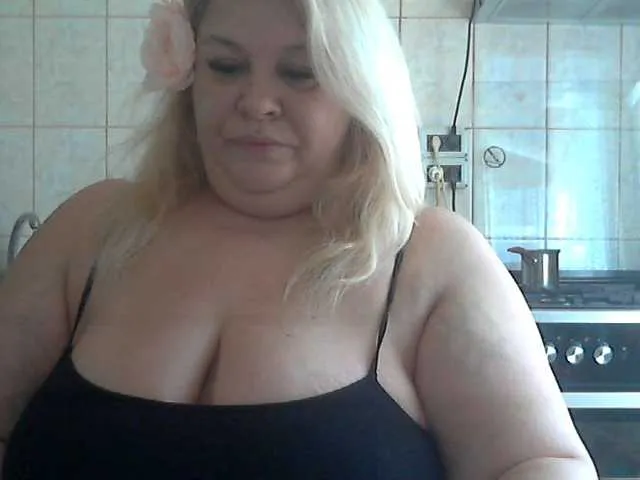 Alinagilberd03 – webcam model profile photo Image 13