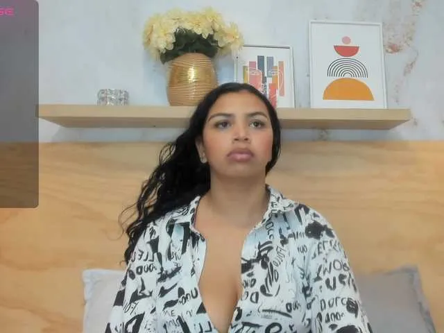 glossybabe_ – webcam model profile photo Image 10