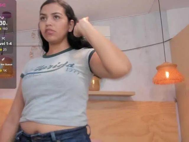 glossybabe_ – webcam model profile photo Image 13