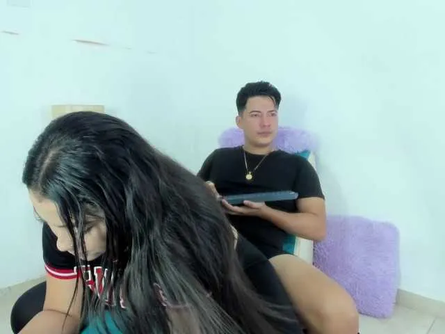 millemimi – webcam model profile photo Image 4