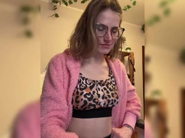 kittengirlxo – webcam model profile photo Image 2
