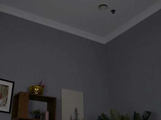 MinniMia – webcam model profile photo Image 3