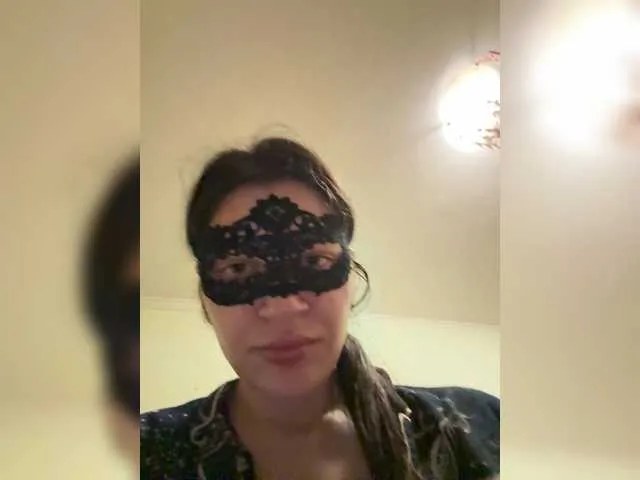 MaddieBryggs – webcam model profile photo Image 6