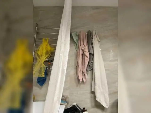 MaddieBryggs – webcam model profile photo Image 9