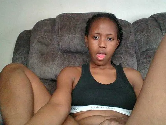 glossybabe_ – webcam model profile photo Image 2