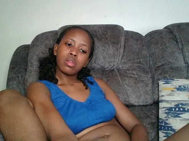 glossybabe_ – webcam model profile photo Image 7