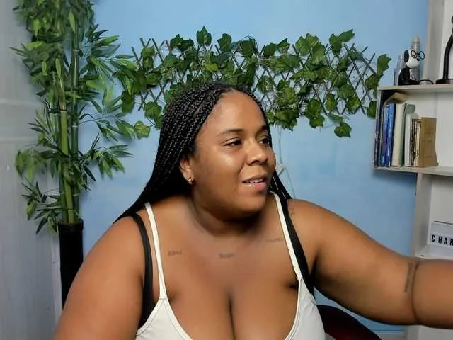 kaeliascorch – webcam model profile photo Image 4
