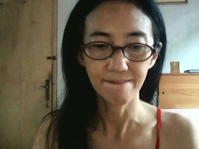 ALISE8881 – webcam model profile photo Image 15