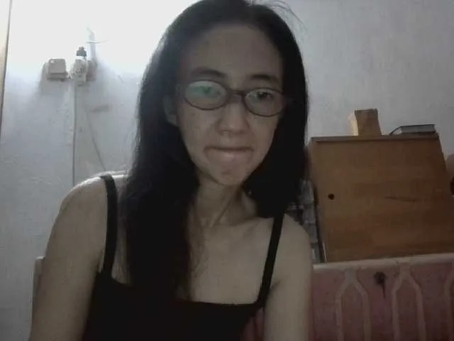 ALISE8881 – webcam model profile photo Image 4