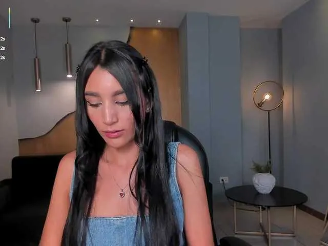 millemimi – webcam model profile photo Image 2