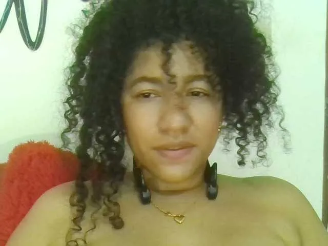 angelblisss – webcam model profile photo Image 11