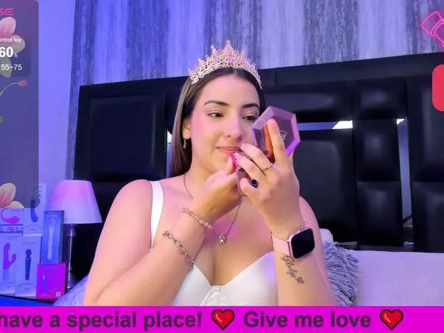 MiamiMur – webcam model profile photo Image 10