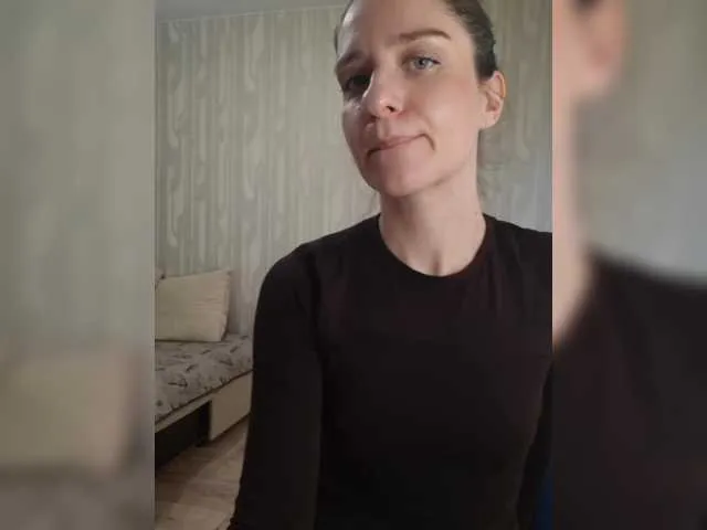 mari_sweeet – webcam model profile photo Image 9