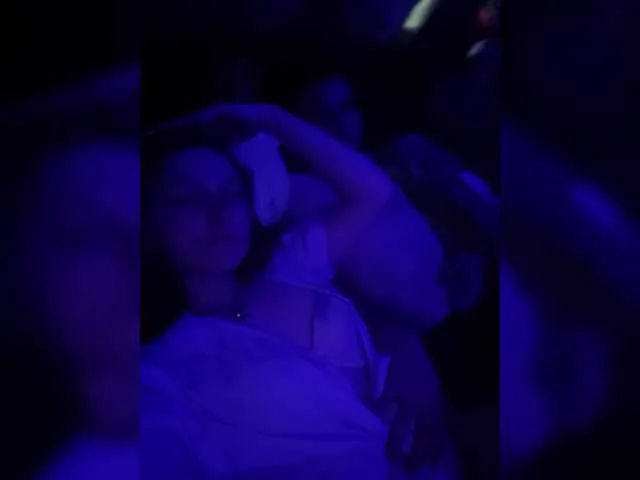 BellNeokom – webcam model profile photo