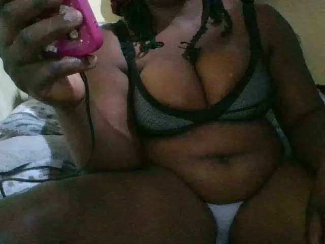 biancastrongg – webcam model profile photo Image 19