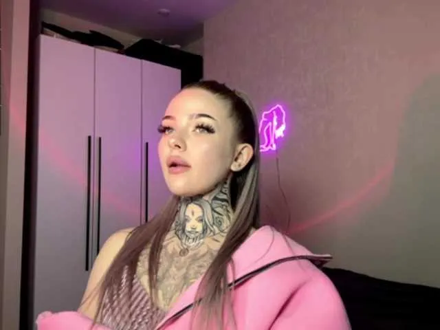 just_girlsgirls – webcam model profile photo Image 9