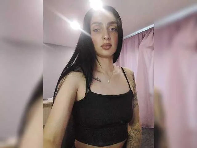 pinkadele – webcam model profile photo Image 2