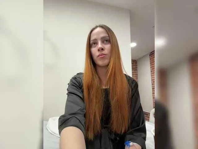 millemimi – webcam model profile photo Image 4