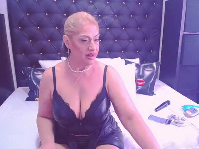 BlondySexyy Image 4