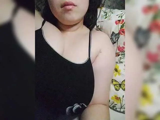AlexisGrays – webcam model profile photo Image 2