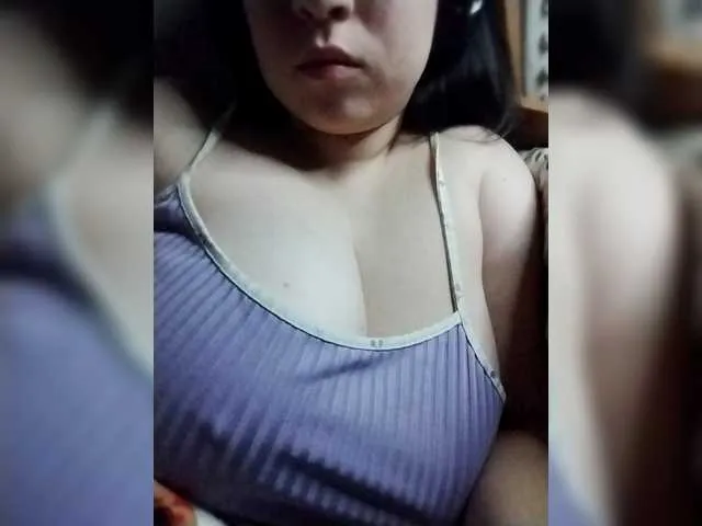 AlexisGrays – webcam model profile photo Image 9