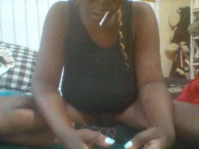 BoobieQueen Image 13