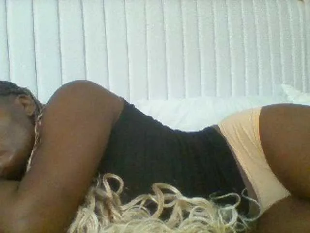 BoobieQueen Image 17