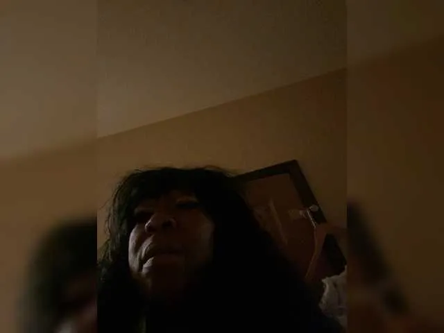 bunnydollstella – webcam model profile photo Image 5