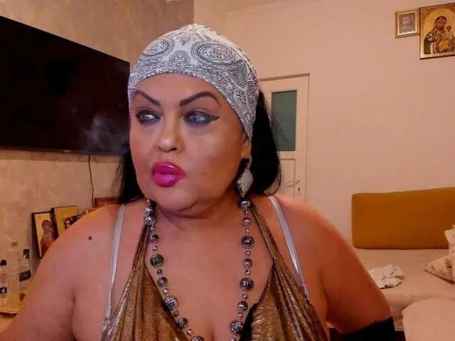 bunnydollstella – webcam model profile photo Image 3
