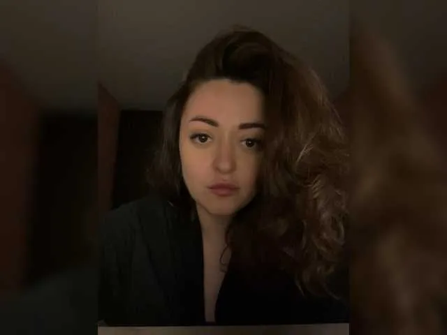 charlottegotit – webcam model profile photo Image 3