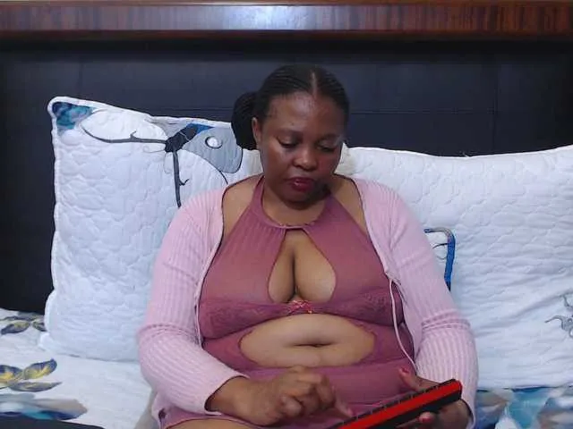 Busttyebony19 Image 19