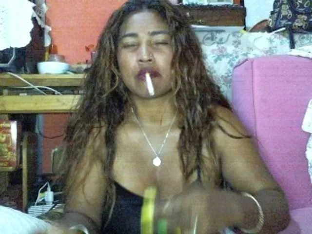 bunnydollstella – webcam model profile photo Image 13