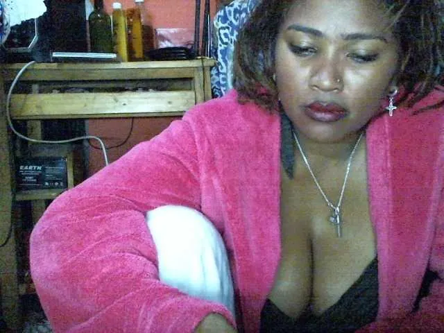 bunnydollstella – webcam model profile photo Image 4