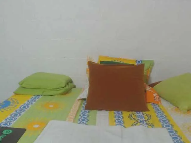candy-mature Image 18