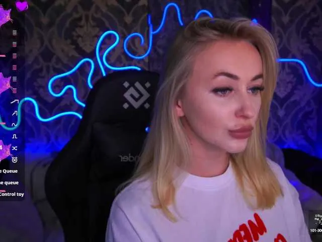 CandyGraces free chat on liveonude