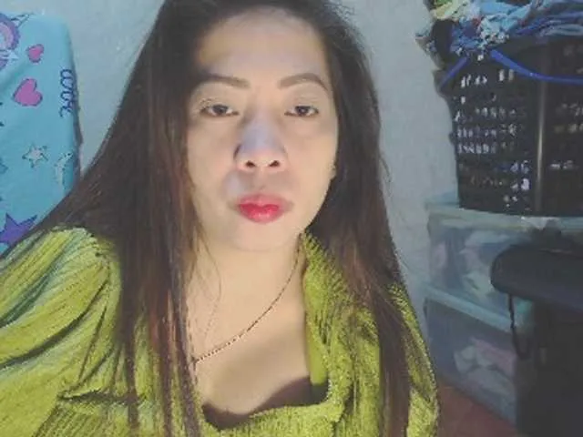 meenamoon – webcam model profile photo Image 10