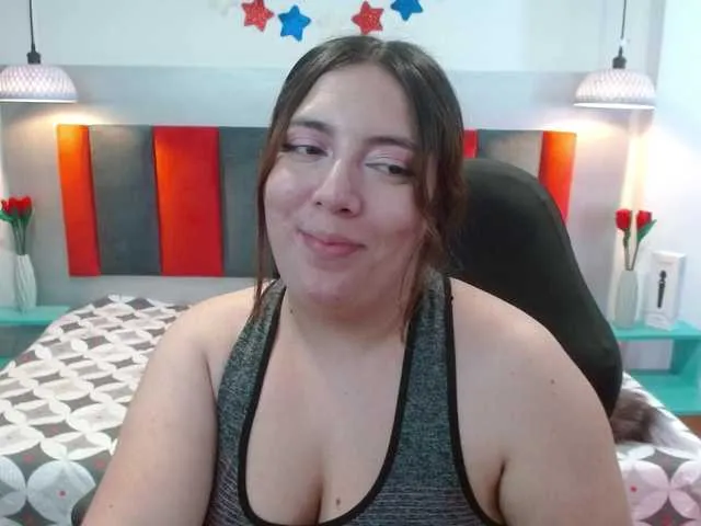 liz_holmes – webcam model profile photo Image 6