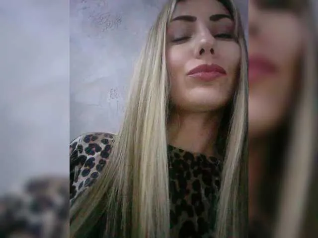 Sonya-reallsugar – webcam model profile photo Image 12
