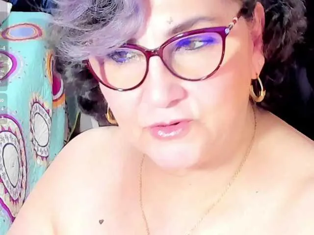 HannahIsabelle – webcam model profile photo Image 19