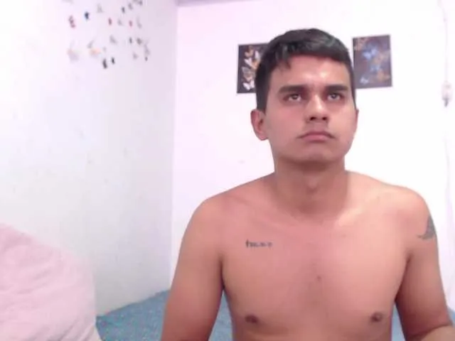 HoneyNSir – webcam model profile photo Image 2