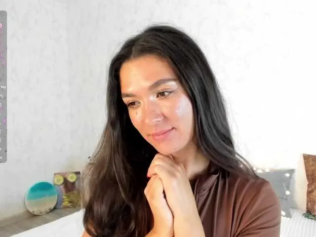 camilaandrade_ – webcam model profile photo Image 9