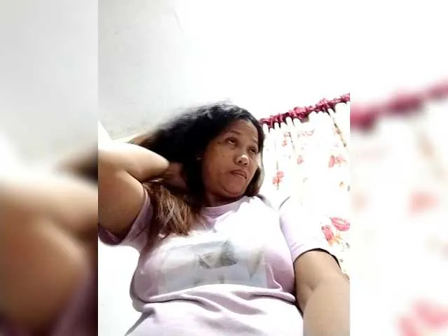 misshowl – webcam model profile photo Image 7