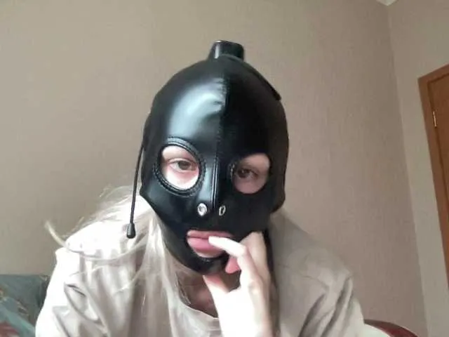 kaeliascorch – webcam model profile photo Image 8