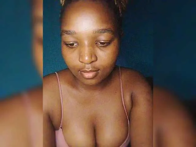 corni__ – webcam model profile photo Image 15