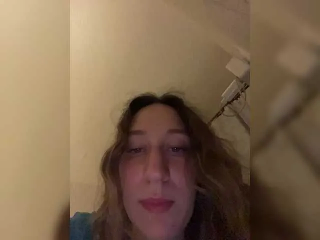 pleasant_fun – webcam model profile photo Image 5