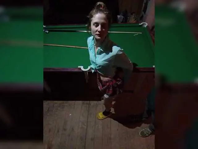 VikaAndMilana – webcam model profile photo Image 6