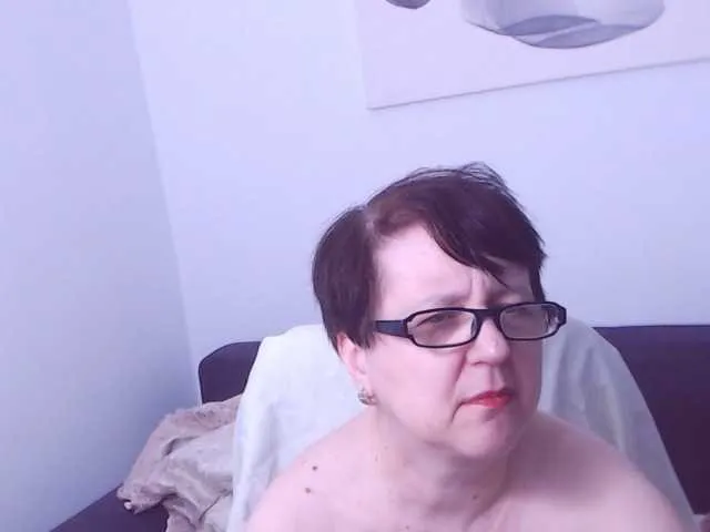 ninag0ld – webcam model profile photo Image 14